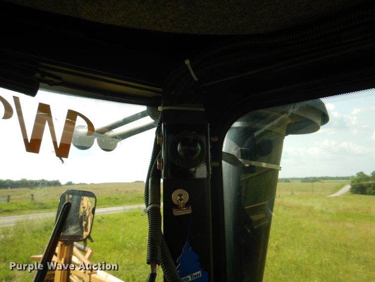 image for item JY9754 2011 Ag-Chem RoGator 994  sprayer