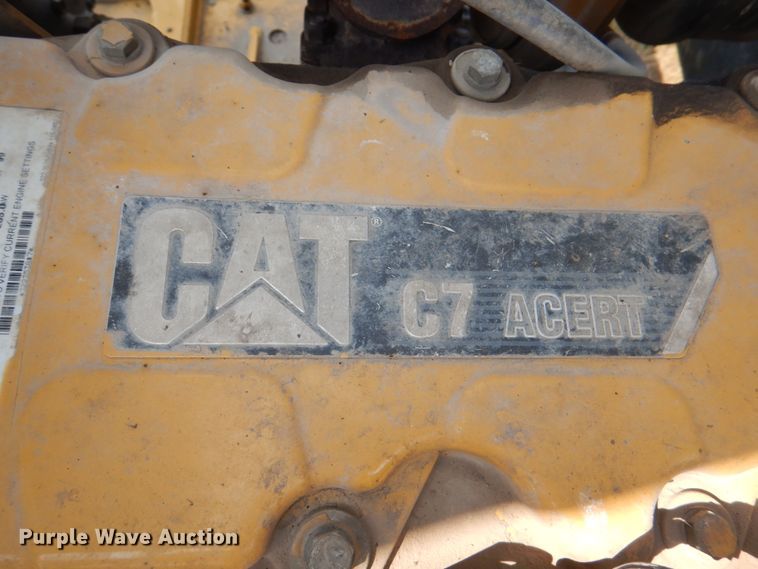 image for item JY9754 2011 Ag-Chem RoGator 994  sprayer