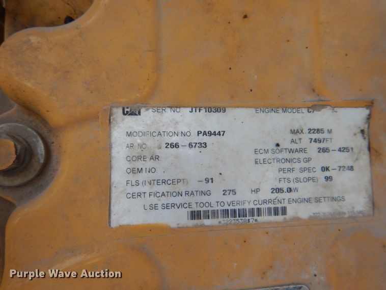 image for item JY9754 2011 Ag-Chem RoGator 994  sprayer