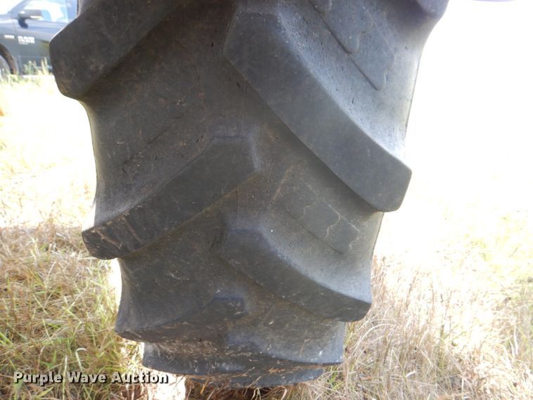 image for item JY9754 2011 Ag-Chem RoGator 994  sprayer