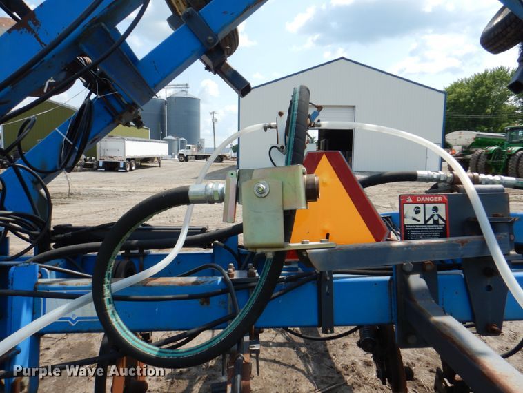 image for item JY9758 DMI 3300 Nutri-Placer  NH3 applicator