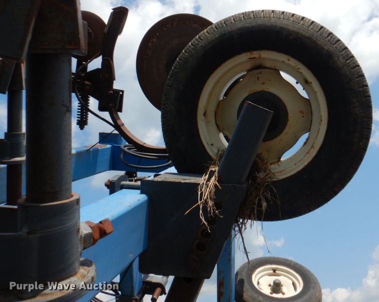 image for item JY9758 DMI 3300 Nutri-Placer  NH3 applicator