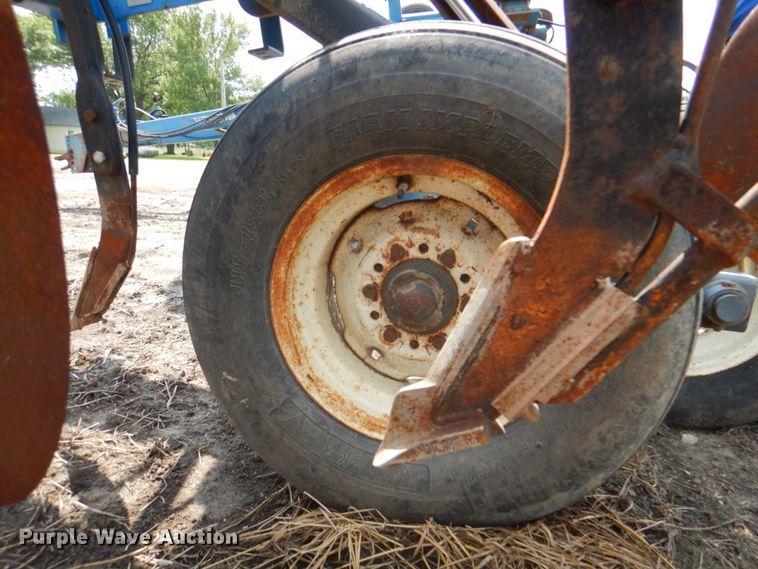 image for item JY9758 DMI 3300 Nutri-Placer  NH3 applicator