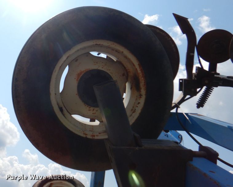 image for item JY9758 DMI 3300 Nutri-Placer  NH3 applicator