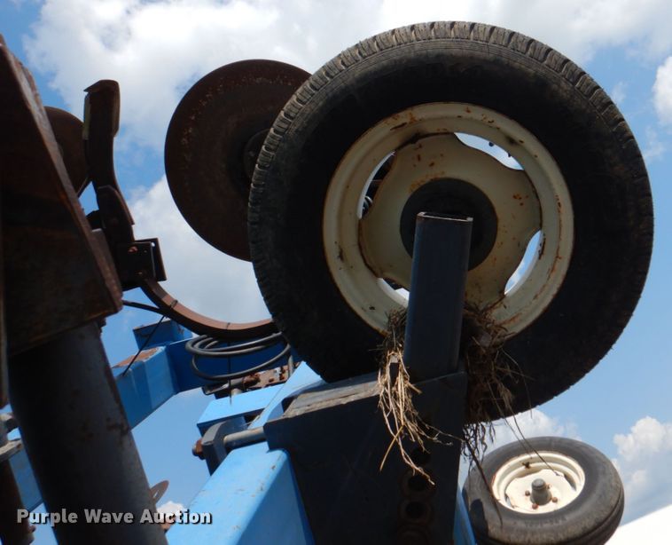 image for item JY9758 DMI 3300 Nutri-Placer  NH3 applicator