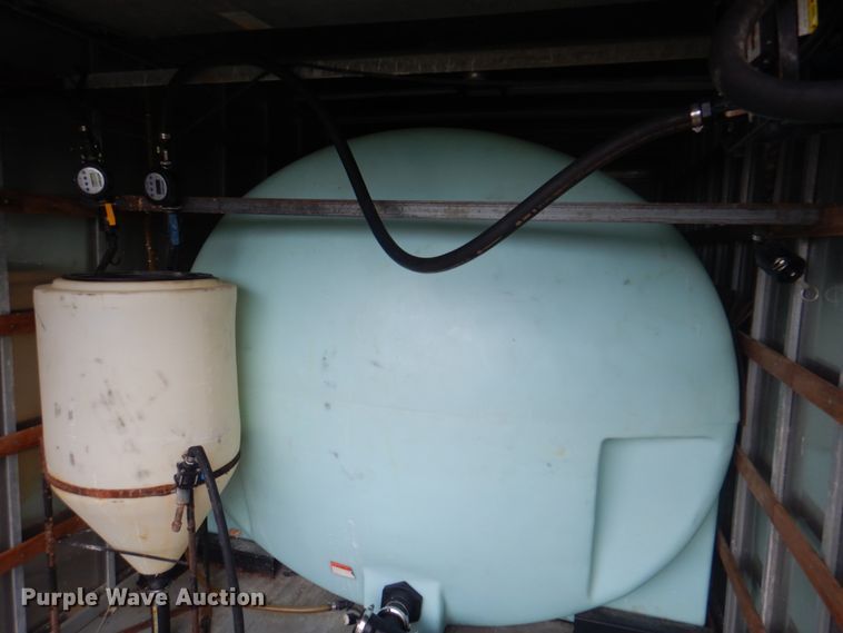 image for item JY9775 1987 International 9370  box truck