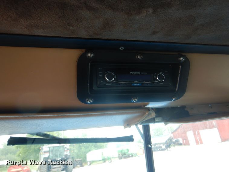 image for item JY9775 1987 International 9370  box truck