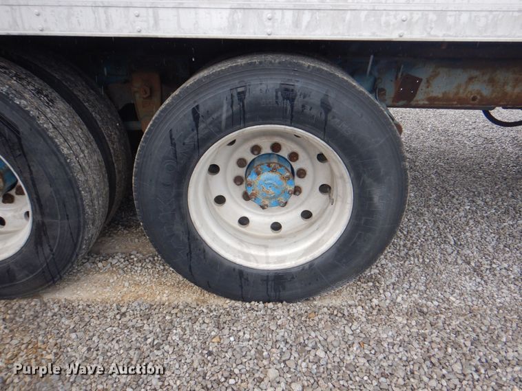 image for item JY9775 1987 International 9370  box truck