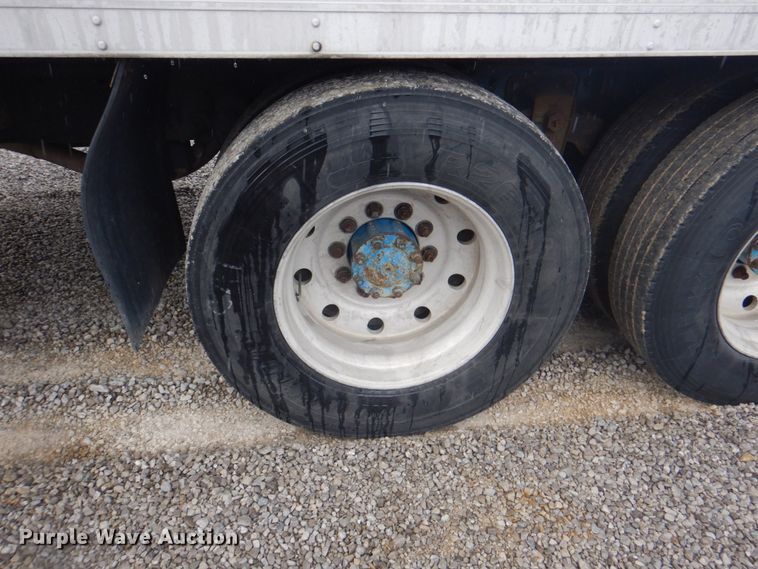 image for item JY9775 1987 International 9370  box truck