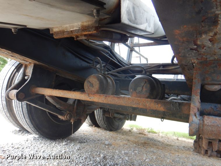 image for item JY9779 2012 Magnolia  trailer with Adams fertilizer tender