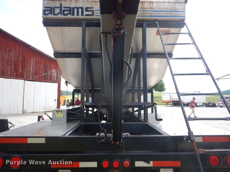 image for item JY9779 2012 Magnolia  trailer with Adams fertilizer tender