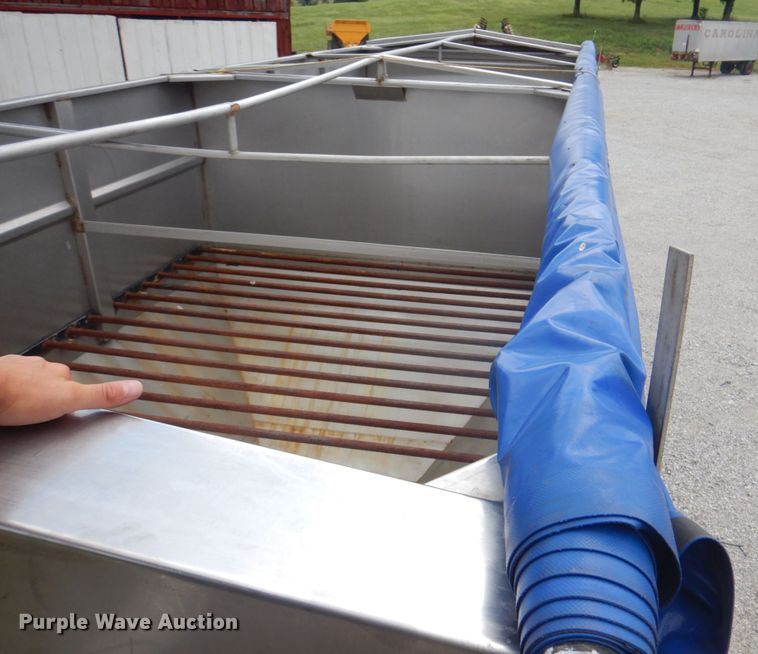 image for item JY9779 2012 Magnolia  trailer with Adams fertilizer tender