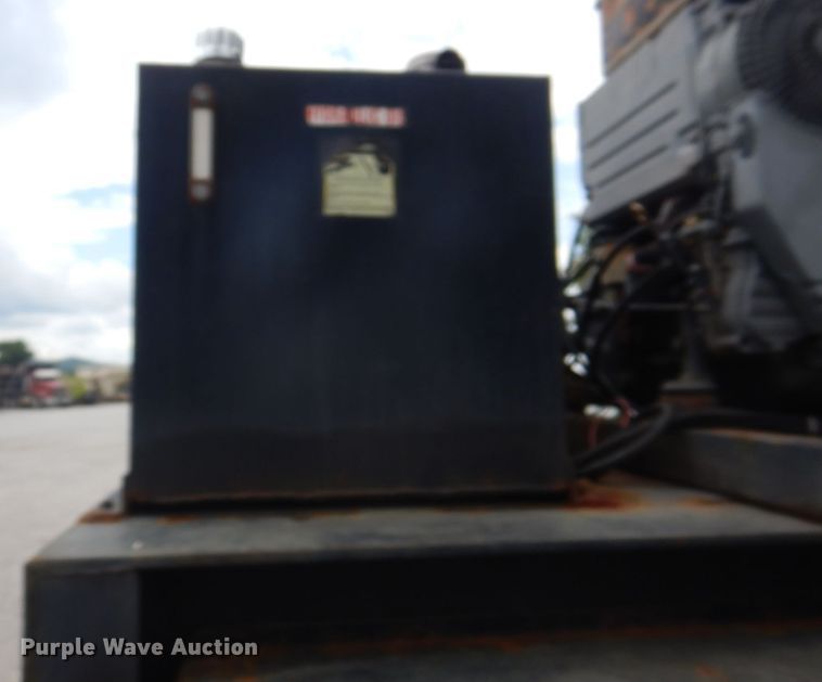 image for item JY9779 2012 Magnolia  trailer with Adams fertilizer tender