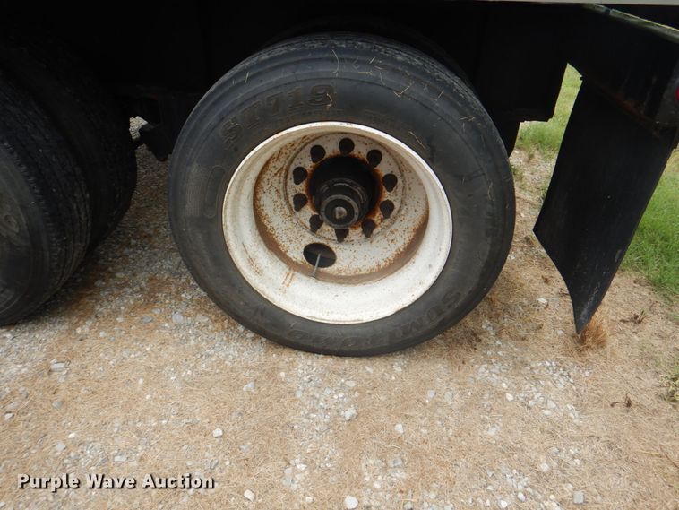 image for item JY9779 2012 Magnolia  trailer with Adams fertilizer tender