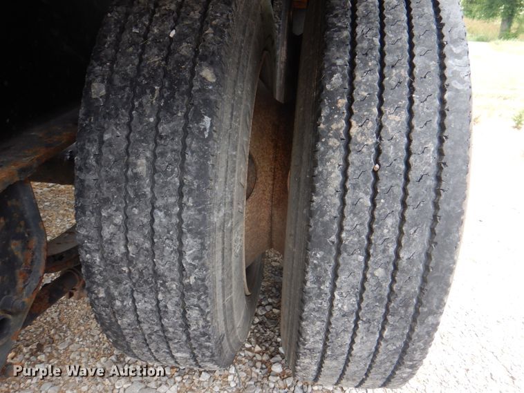 image for item JY9779 2012 Magnolia  trailer with Adams fertilizer tender