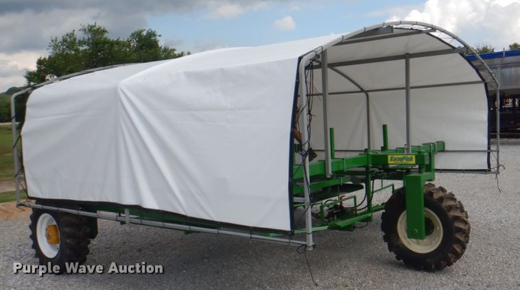 image for item JY9781 Nabers Ag Equipment Easy Pick  harvest assitant