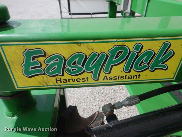 image for item JY9781 Nabers Ag Equipment Easy Pick  harvest assitant