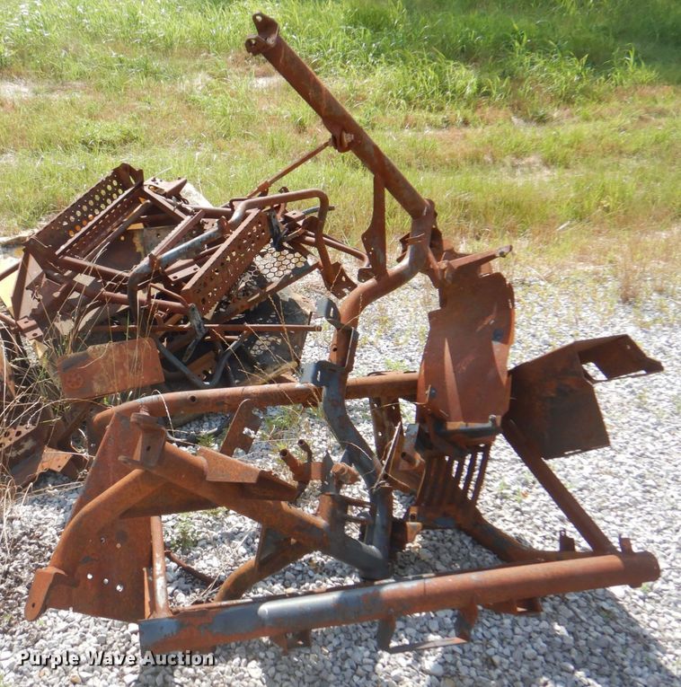 image for item JY9784 Volvo A45G  haul truck frame and parts