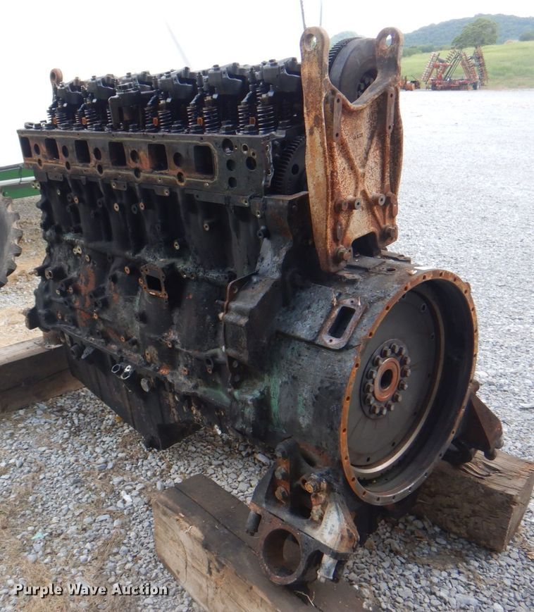 image for item JY9785 Volvo  engine