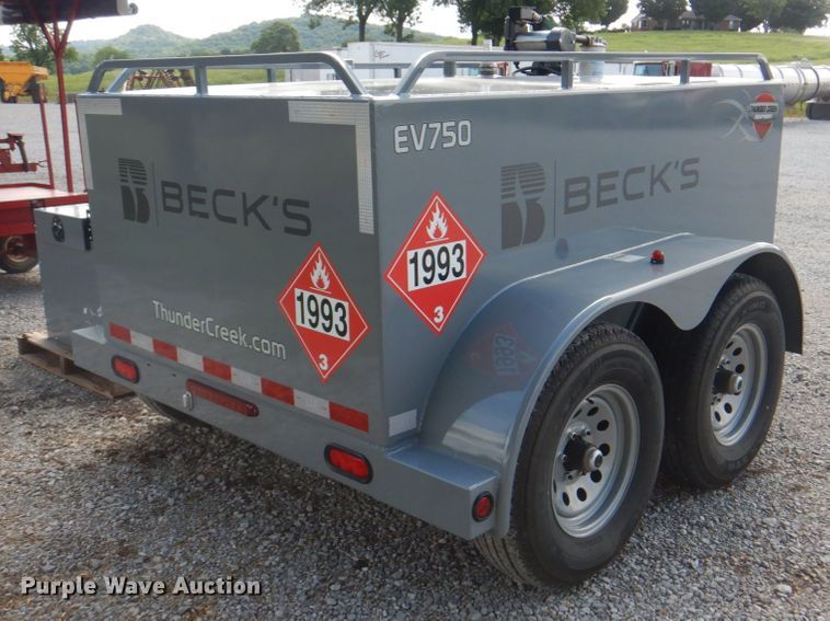 image for item JY9790 2020 Thunder Creek EV750  fuel tank trailer