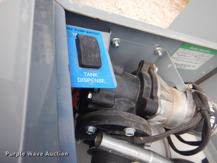 image for item JY9790 2020 Thunder Creek EV750  fuel tank trailer