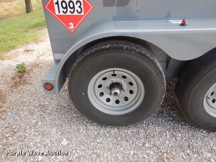 image for item JY9790 2020 Thunder Creek EV750  fuel tank trailer