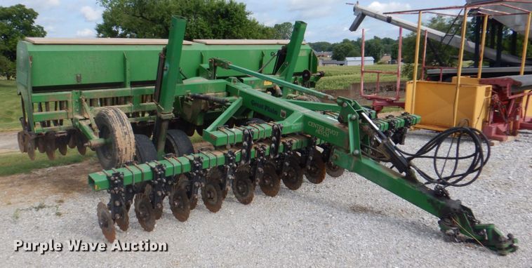 image for item JY9791 Great Plains CHP-1593-33  no-till grain drill