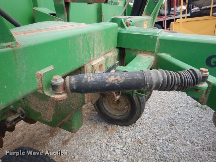 image for item JY9791 Great Plains CHP-1593-33  no-till grain drill