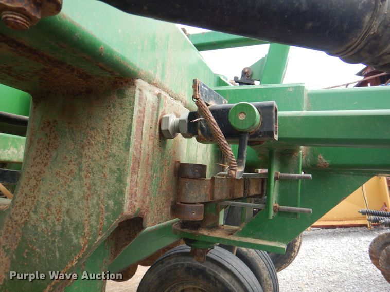 image for item JY9791 Great Plains CHP-1593-33  no-till grain drill