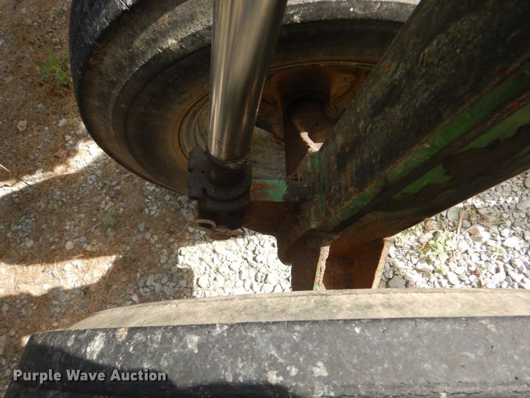 image for item JY9791 Great Plains CHP-1593-33  no-till grain drill