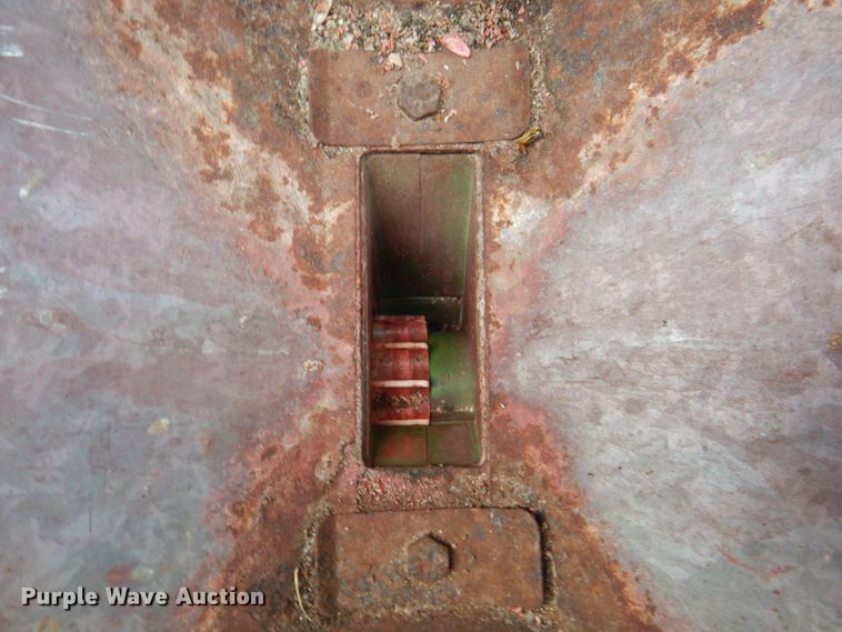 image for item JY9791 Great Plains CHP-1593-33  no-till grain drill