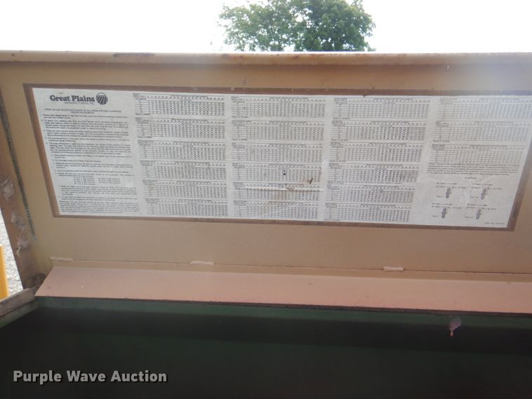 image for item JY9791 Great Plains CHP-1593-33  no-till grain drill