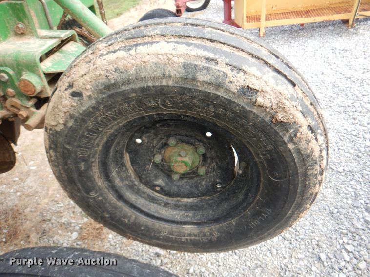 image for item JY9791 Great Plains CHP-1593-33  no-till grain drill