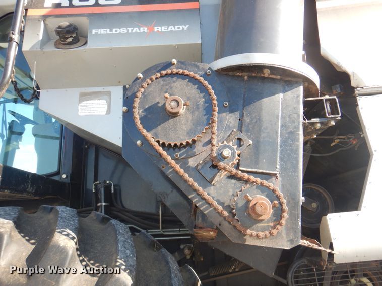 image for item JY9792 2004 Gleaner R65  combine