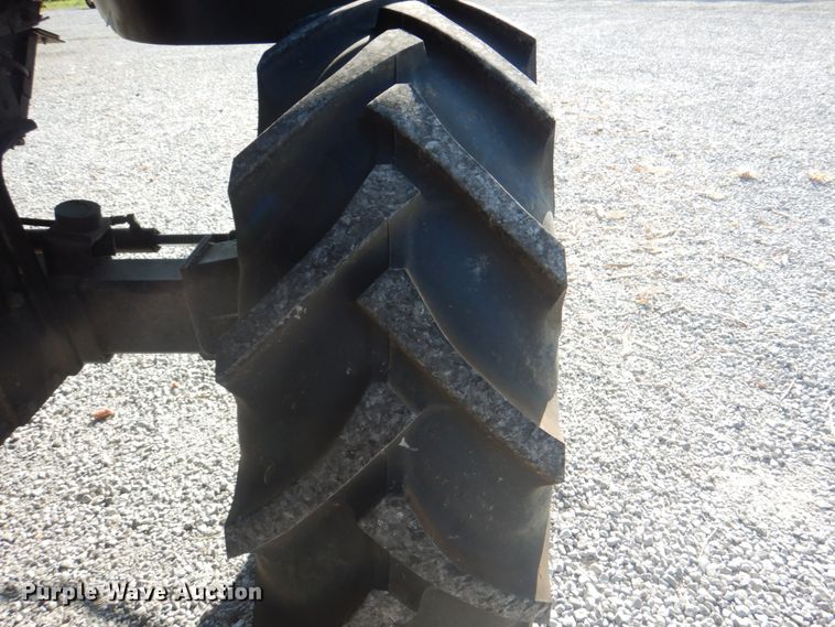 image for item JY9792 2004 Gleaner R65  combine