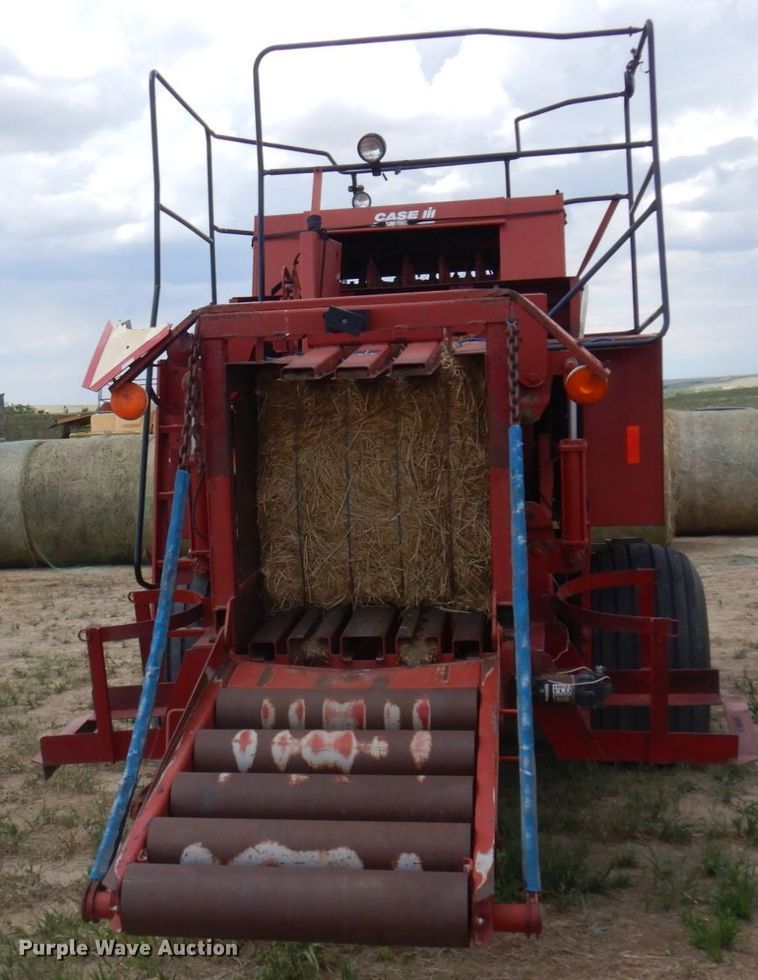 image for item JZ9972 1997 Case 8575  large square baler