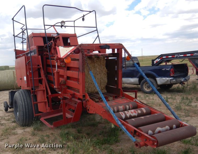 image for item JZ9972 1997 Case 8575  large square baler