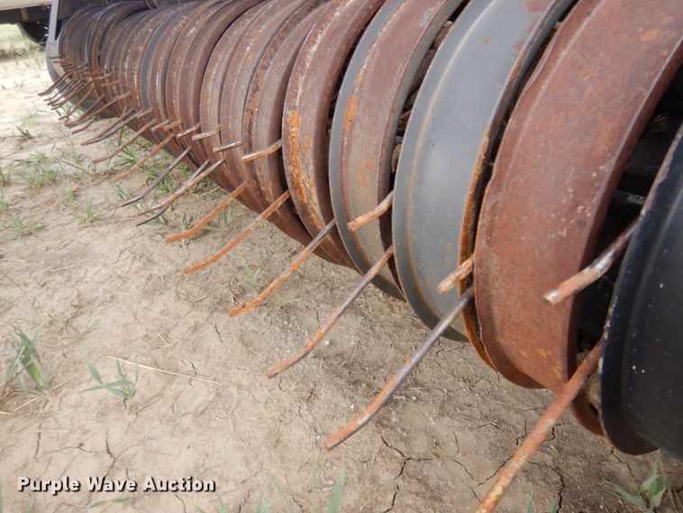 image for item JZ9972 1997 Case 8575  large square baler