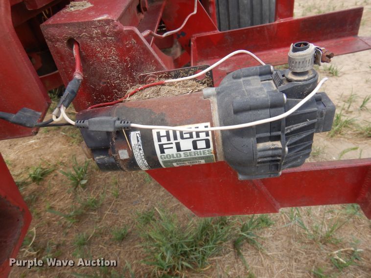 image for item JZ9972 1997 Case 8575  large square baler