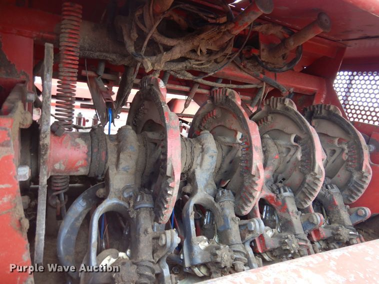 image for item JZ9972 1997 Case 8575  large square baler