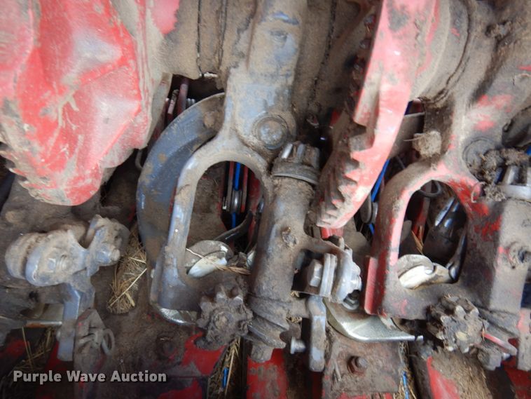 image for item JZ9972 1997 Case 8575  large square baler