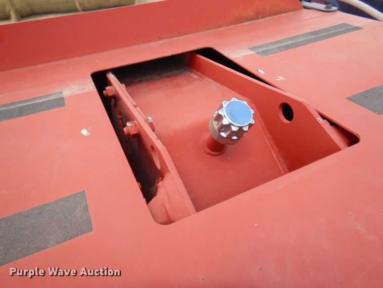 image for item JZ9972 1997 Case 8575  large square baler