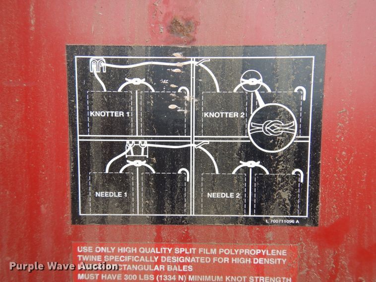 image for item JZ9972 1997 Case 8575  large square baler