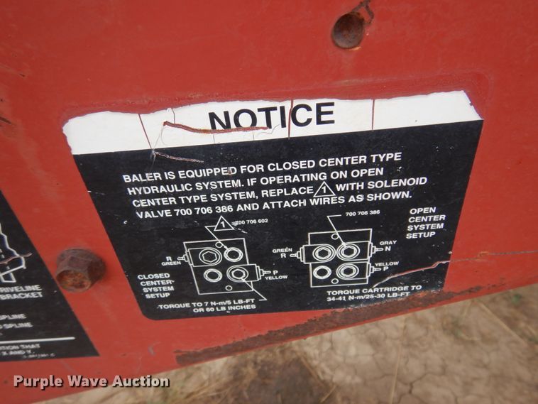 image for item JZ9972 1997 Case 8575  large square baler