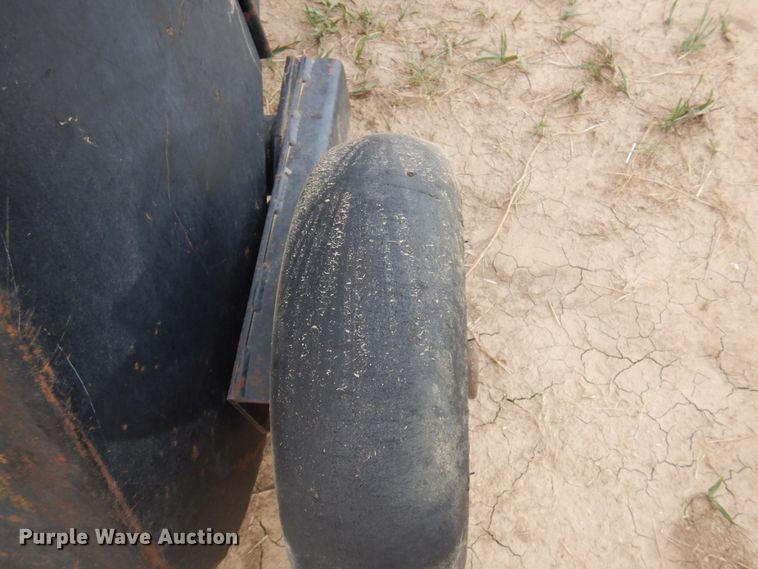 image for item JZ9972 1997 Case 8575  large square baler