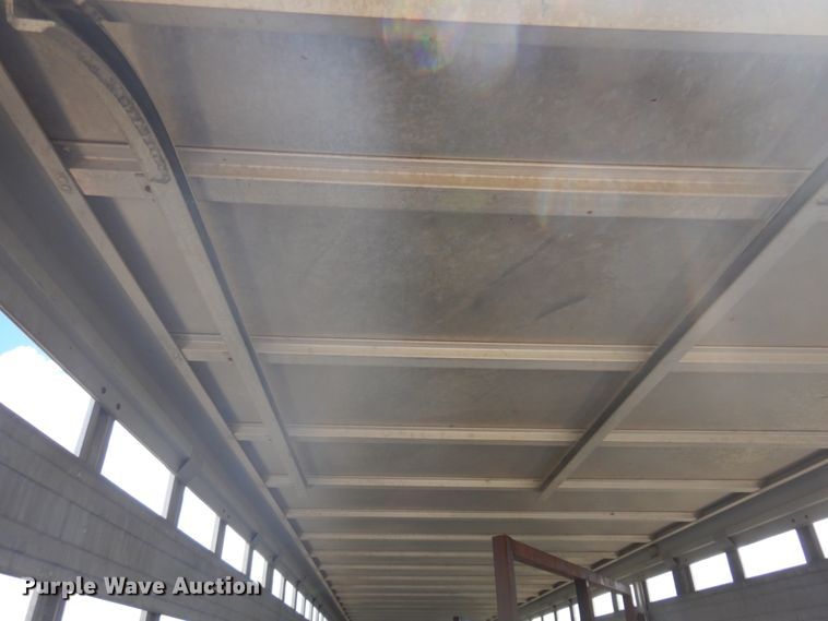 image for item JZ9973 2002 Duralite  livestock trailer