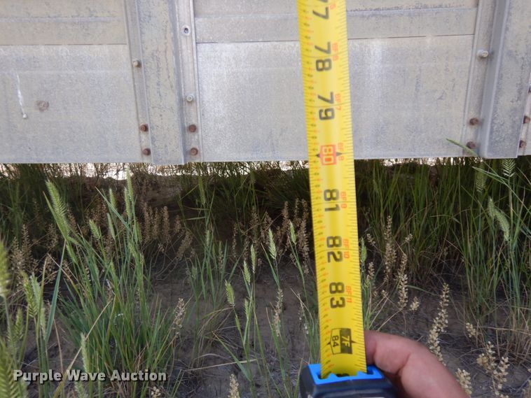 image for item JZ9973 2002 Duralite  livestock trailer