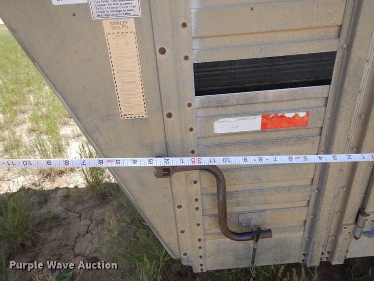 image for item JZ9973 2002 Duralite  livestock trailer