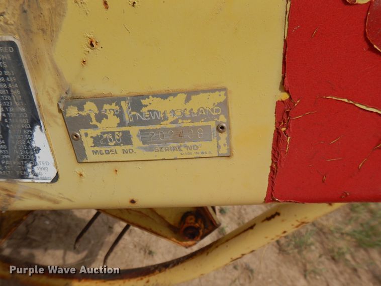 image for item JZ9975 New Holland 260  hay rake