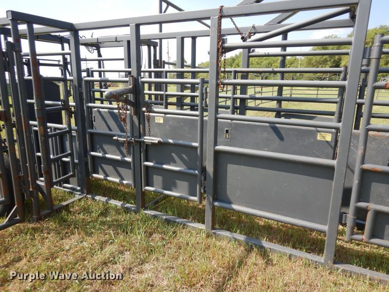 image for item KU9532 2015 Rawhide  corral